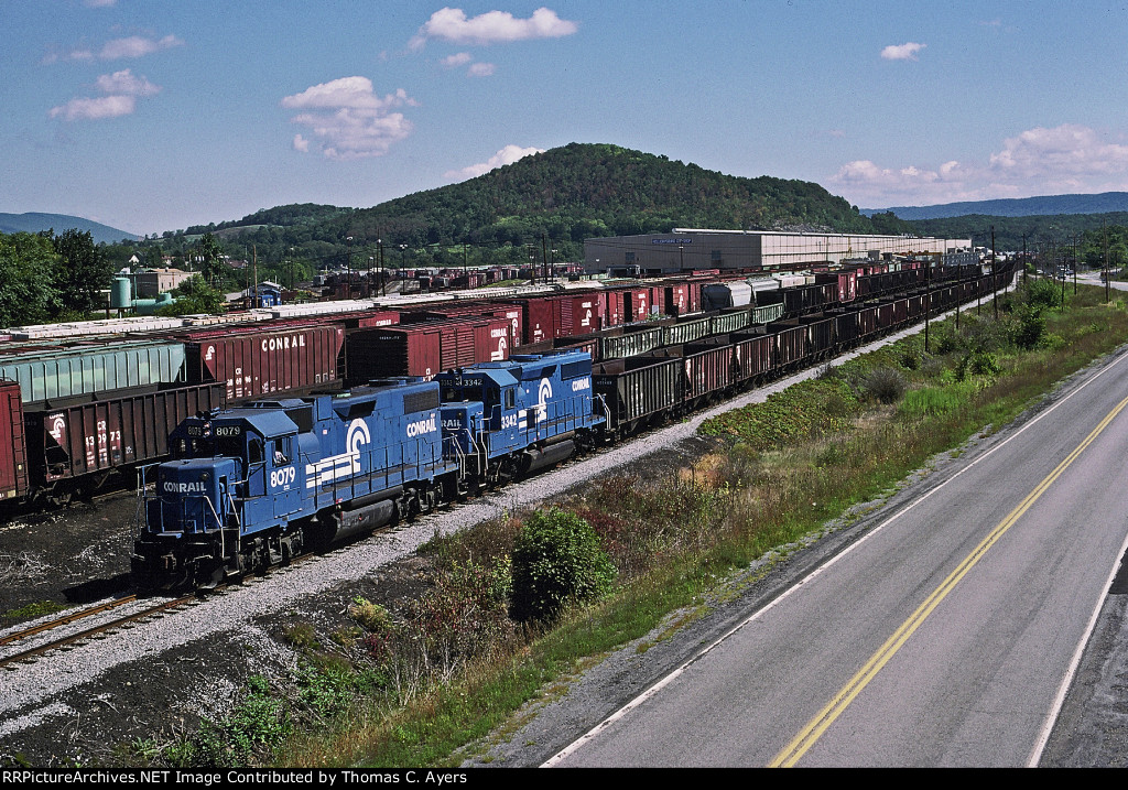 CR 8079, GP38-2, 1987